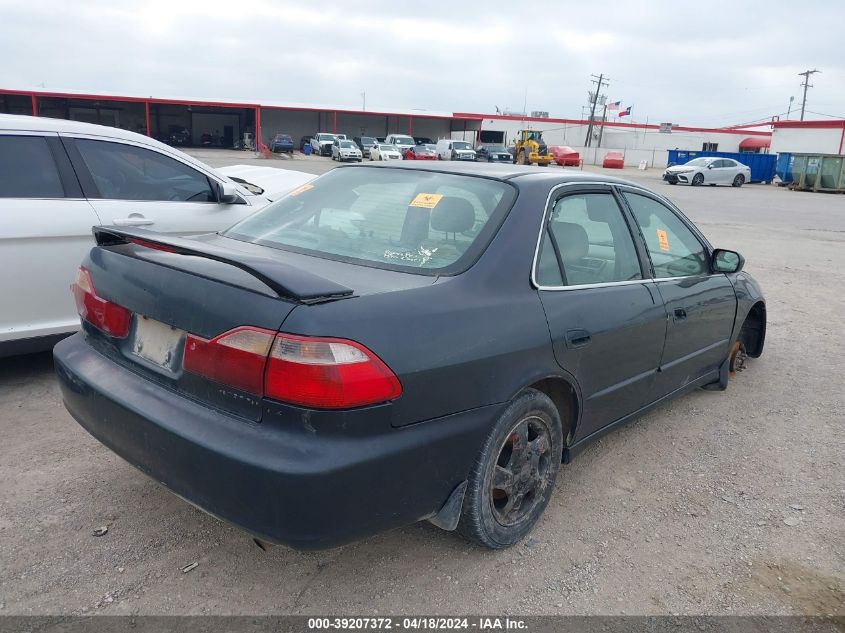 1998 Honda Accord Ex VIN: 1HGCG5653WA053921 Lot: 39207372