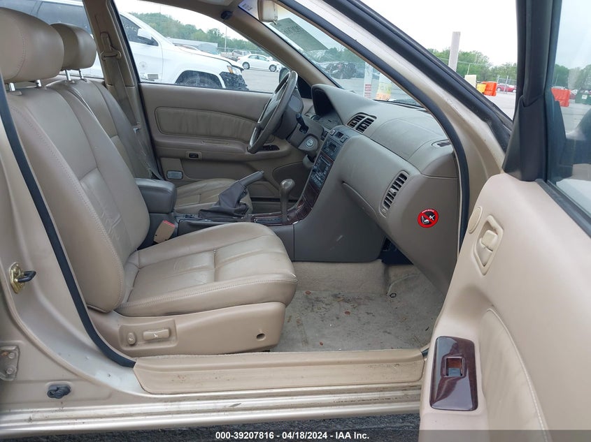 1997 Nissan Maxima Gle/Gxe/Se VIN: JN1CA21D3VT837177 Lot: 39207816