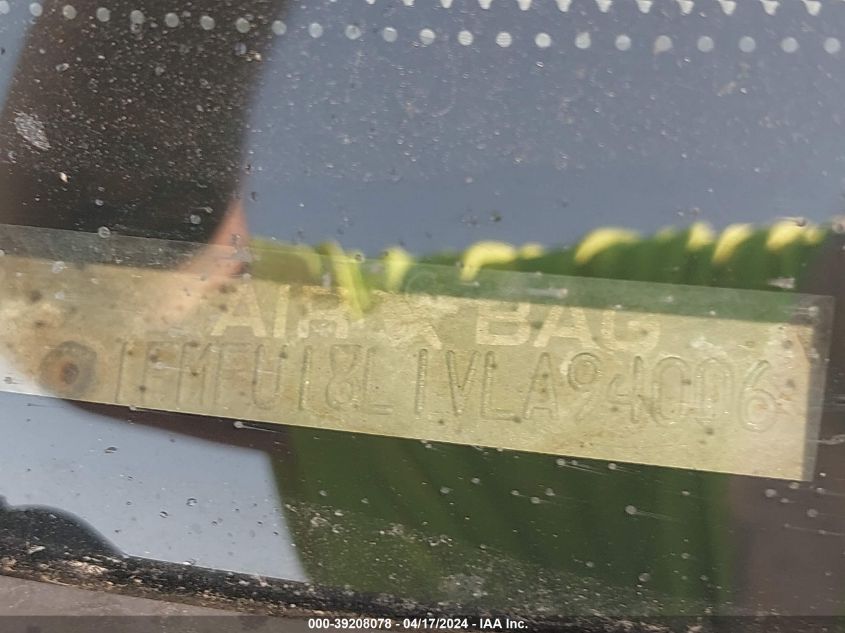 1997 Ford Expedition Eddie Bauer/Xlt VIN: 1FMFU18L1VLA94006 Lot: 39208078