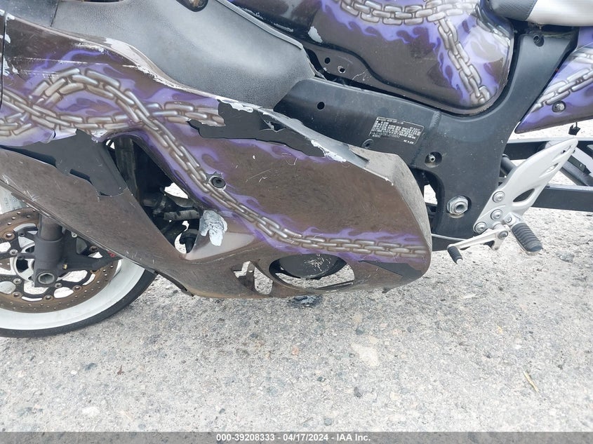 VIN JS1GX72B1J2100092 2018 SUZUKI GSX1300 RA