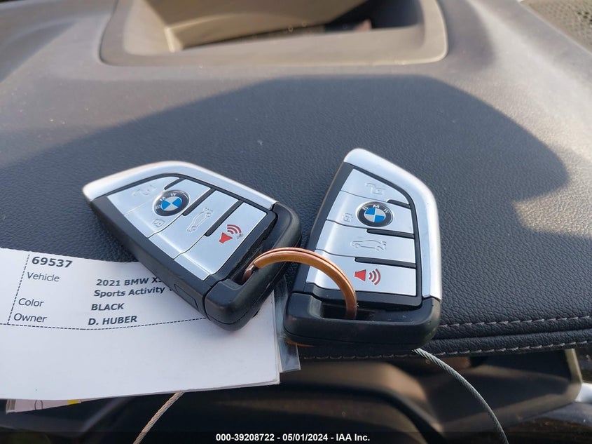 2021 BMW X5 VIN: 5UXCR6C08M9F60191
