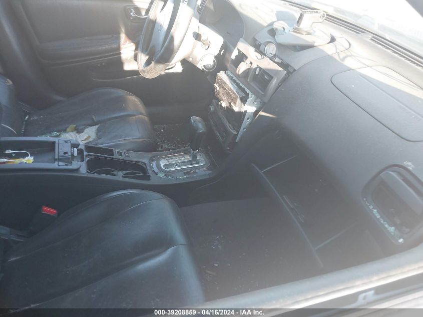 2000 Infiniti I30 Luxury/Touring VIN: JNKCA31A8YT124626 Lot: 39208859