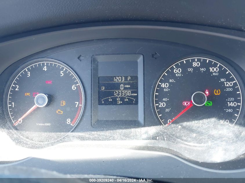 2014 VOLKSWAGEN JETTA S - 3VW2K7AJ4EM368640