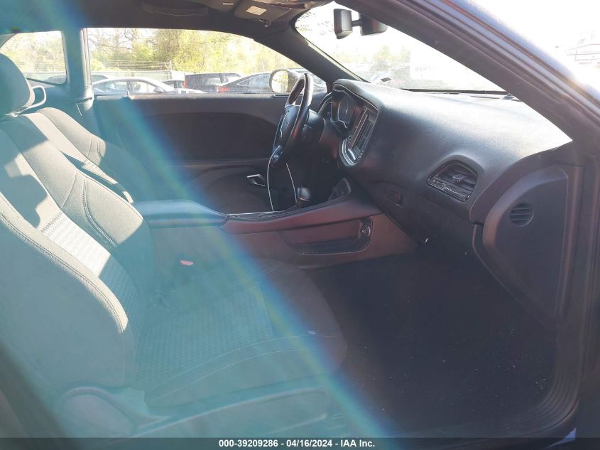 2021 Dodge Challenger Sxt VIN: 2C3CDZAG4MH637500 Lot: 39209286