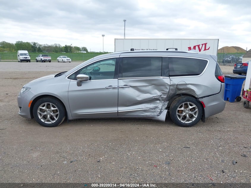 VIN 2C4RC1GG9HR747931 2017 CHRYSLER PACIFICA LIMITED