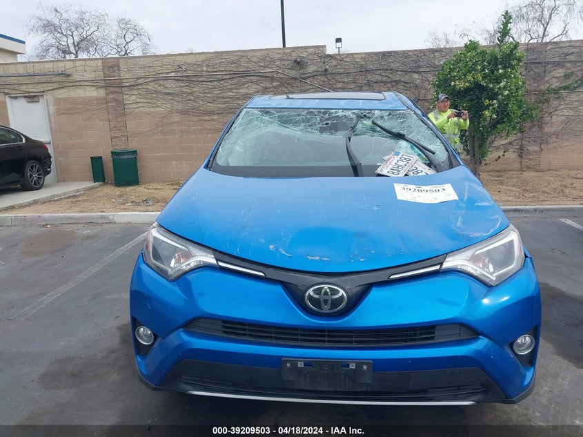 2017 TOYOTA RAV4 XLE - JTMWFREV3HJ718181