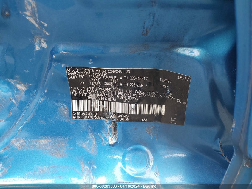 2017 TOYOTA RAV4 XLE - JTMWFREV3HJ718181