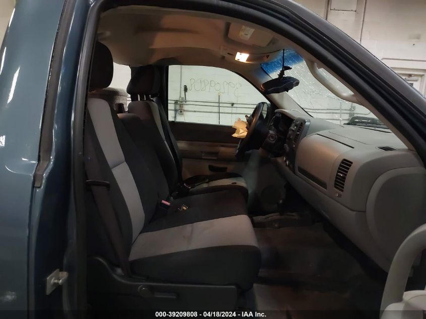 2007 GMC Sierra 1500 Work Truck VIN: 1GTEK14C77E580001 Lot: 39209808