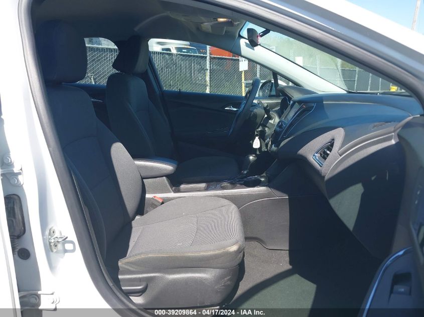 2019 Chevrolet Cruze Ls VIN: 1G1BC5SM2K7152863 Lot: 39209864