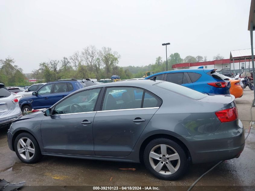 2012 Volkswagen Jetta 2.0L Tdi VIN: 3VW3L7AJ7CM417053 Lot: 39210123