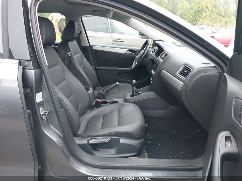 2012 Volkswagen Jetta 2.0L Tdi VIN: 3VW3L7AJ7CM417053 Lot: 39210123