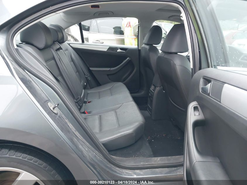 2012 Volkswagen Jetta 2.0L Tdi VIN: 3VW3L7AJ7CM417053 Lot: 39210123