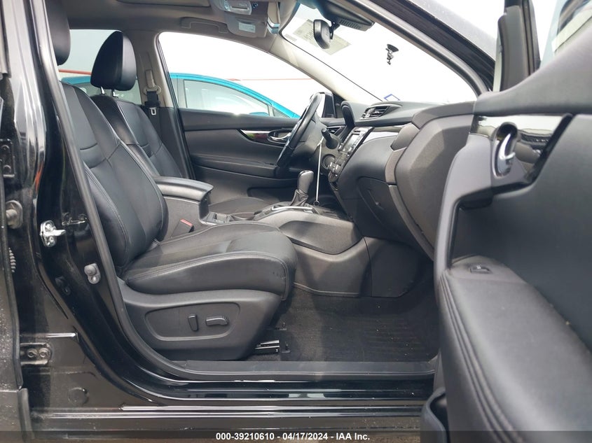 2021 NISSAN ROGUE SPORT SL - JN1BJ1CV7MW572692