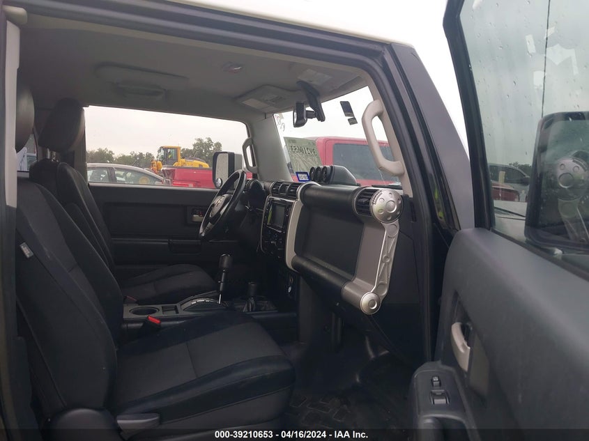 2010 Toyota Fj Cruiser VIN: JTEBU4BF4AK085027 Lot: 39210653