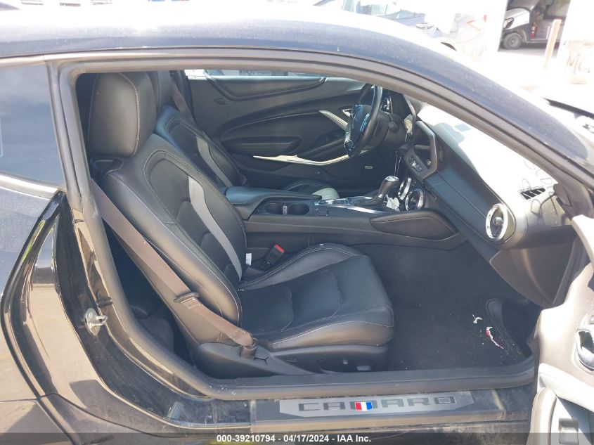 2017 Chevrolet Camaro 2Lt VIN: 1G1FD1RS9H0171925 Lot: 39210794