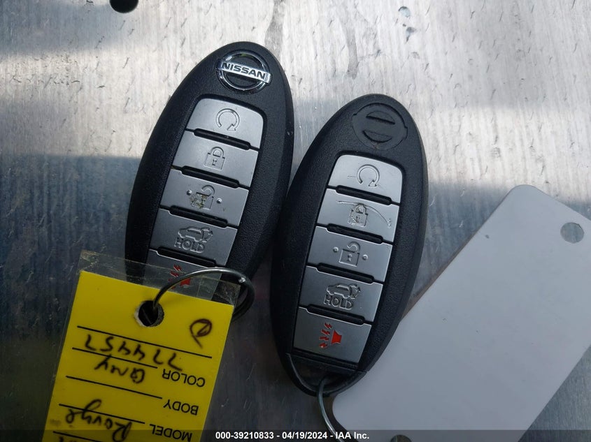 2017 Nissan Rogue Sl VIN: 5N1AT2MV7HC774457 Lot: 39210833