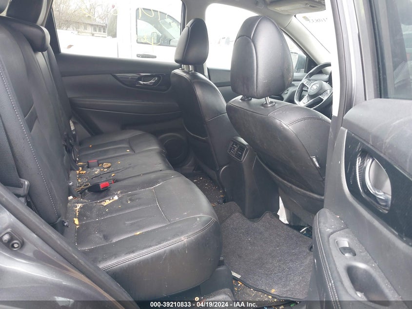 2017 Nissan Rogue Sl VIN: 5N1AT2MV7HC774457 Lot: 39210833