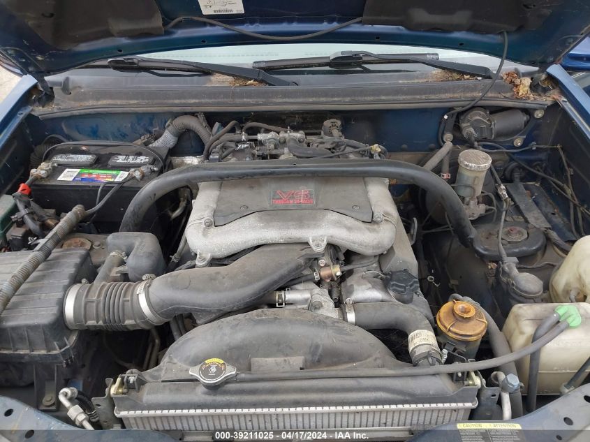 2002 Chevrolet Tracker Hard Top Lt VIN: 2CNBE634426909800 Lot: 39211025