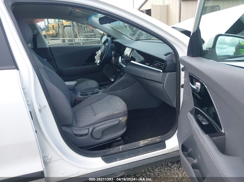 2020 Kia Niro Lxs VIN: KNDCB3LC0L5375151 Lot: 39211393