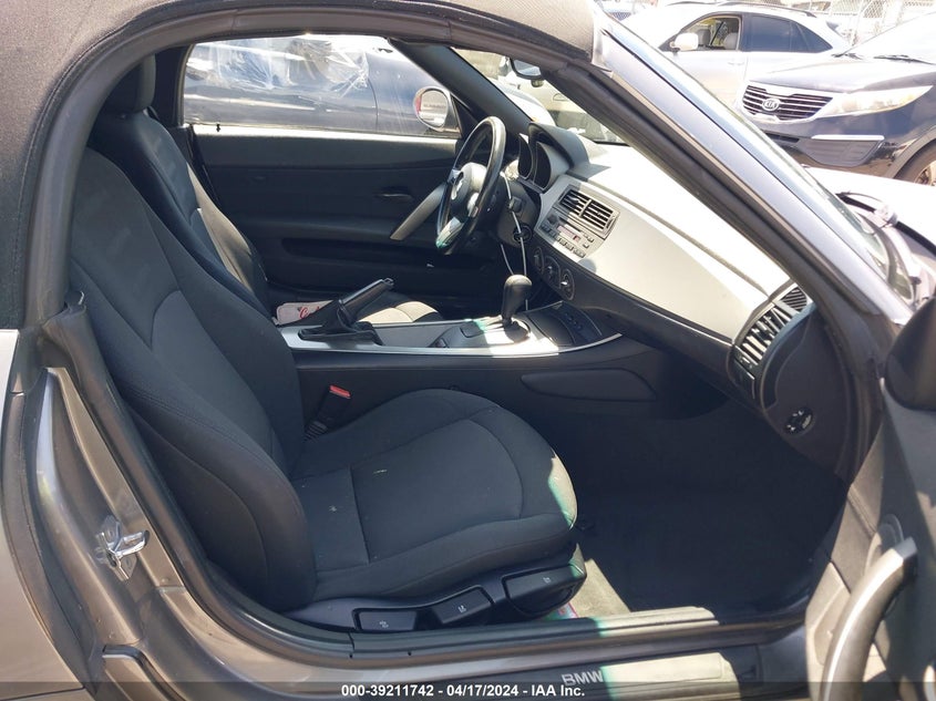 2004 BMW Z4 2.5I VIN: 4USBT33574LS50407 Lot: 39211742