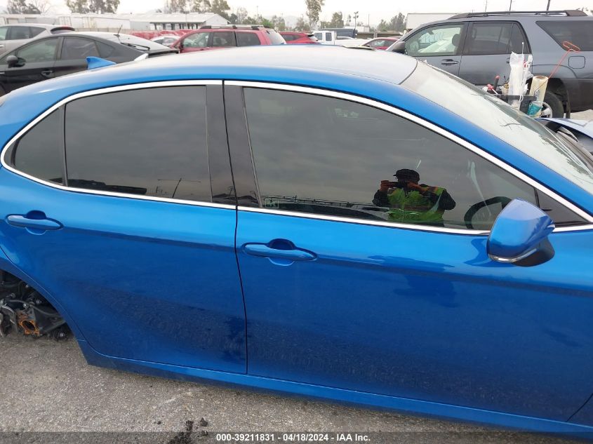 2020 Toyota Camry Xle Hybrid VIN: 4T1F31AKXLU015282 Lot: 39211831