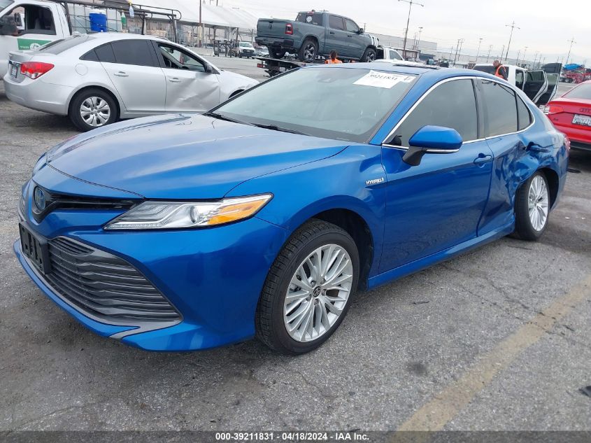 2020 Toyota Camry Xle Hybrid VIN: 4T1F31AKXLU015282 Lot: 39211831