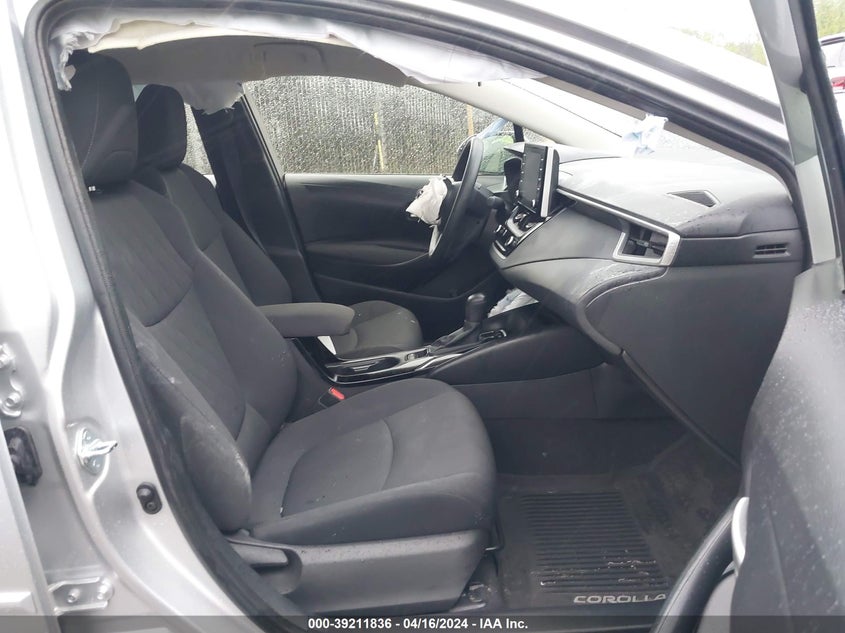VIN JTDEAMDE2MJ003336 2021 TOYOTA COROLLA LE