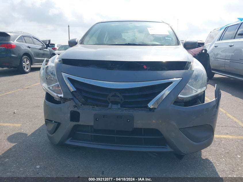 2019 NISSAN VERSA S/S PLUS/SV - 3N1CN7AP7KL870744
