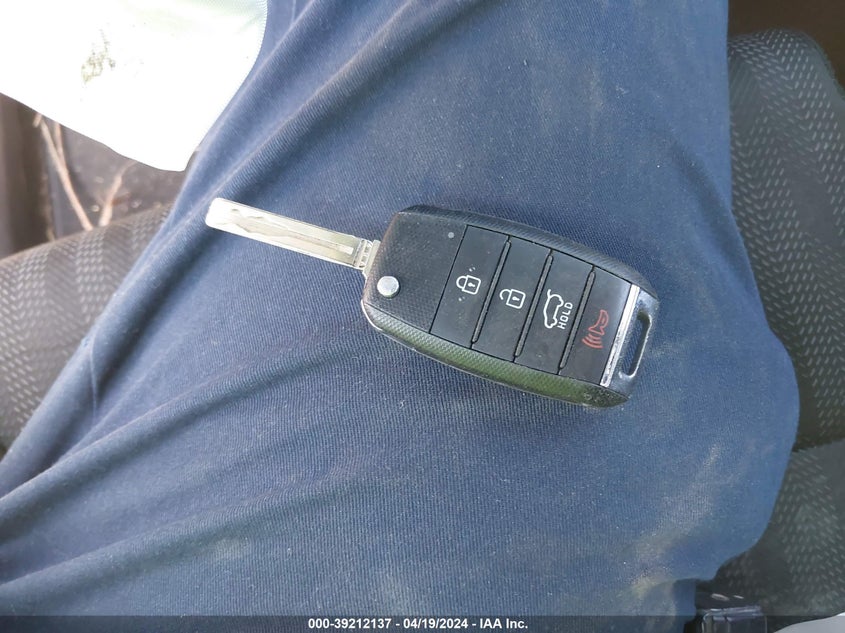 VIN KNDPMCAC0L7797844 2020 KIA SPORTAGE LX