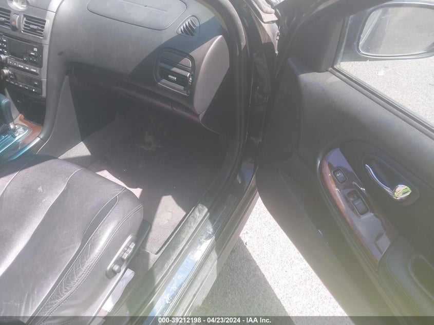 2000 Infiniti I30 Luxury/Touring VIN: JNKCA31A2YT215309 Lot: 39212198