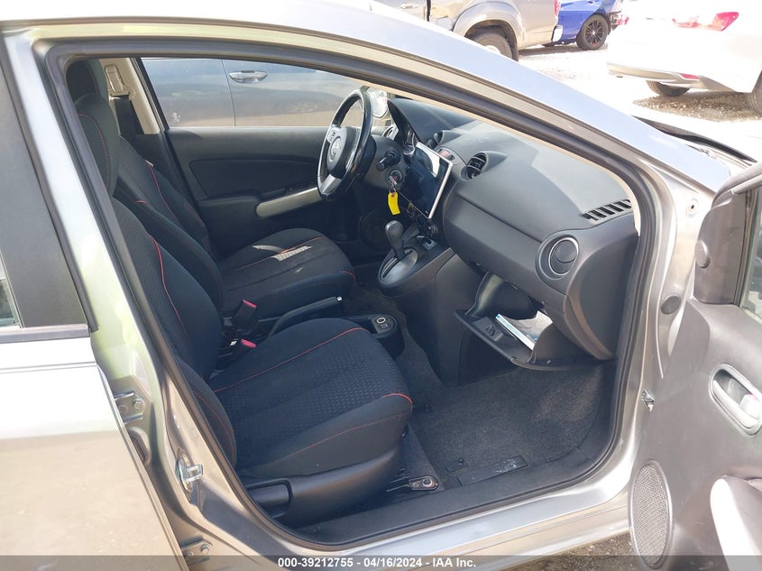 2014 Mazda Mazda2 Touring VIN: JM1DE1LY6E0176410 Lot: 39212755