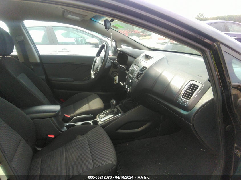 2018 KIA FORTE LX - 3KPFK4A76JE235020