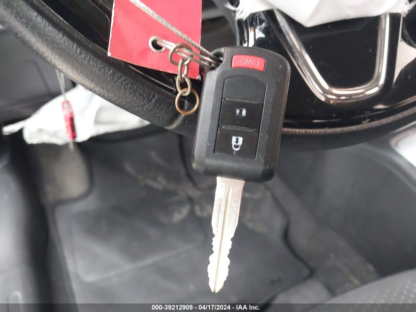 VIN ML32F3FJ6JHF10354 2018 MITSUBISHI MIRAGE G4 ES
