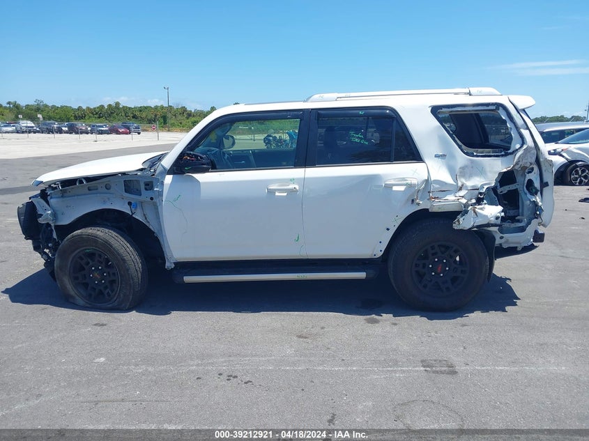 2017 TOYOTA 4RUNNER VIN: JTEBU5JR3H5421812