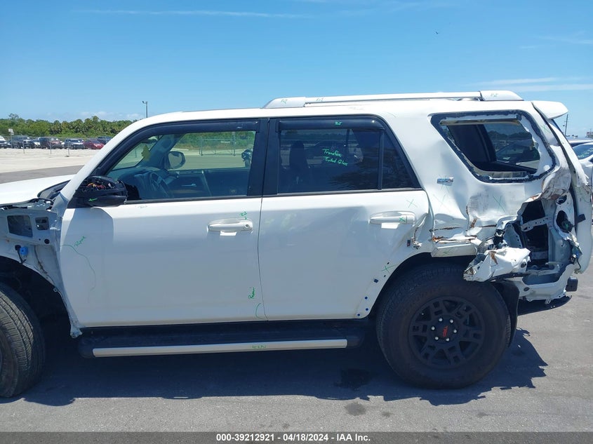 2017 TOYOTA 4RUNNER VIN: JTEBU5JR3H5421812