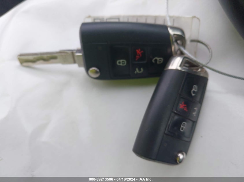 2015 VOLKSWAGEN GOLF SPORTWAGEN TDI SE 4-DOOR - 3VWCA7AU9FM514937