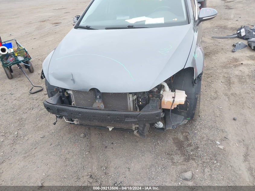 2015 VOLKSWAGEN GOLF SPORTWAGEN TDI SE 4-DOOR - 3VWCA7AU9FM514937