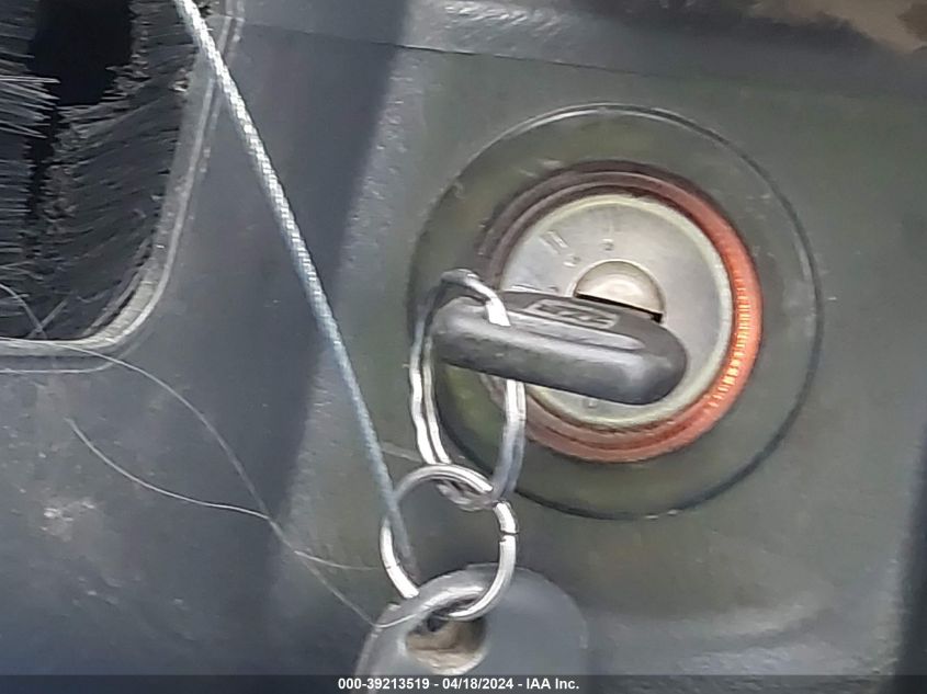 2000 Honda Cr-V Ex VIN: JHLRD1864YS019115 Lot: 39213519