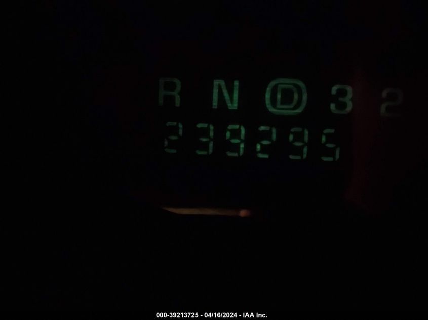 2001 Buick Regal Ls VIN: 2G4WB55K811164898 Lot: 39213725