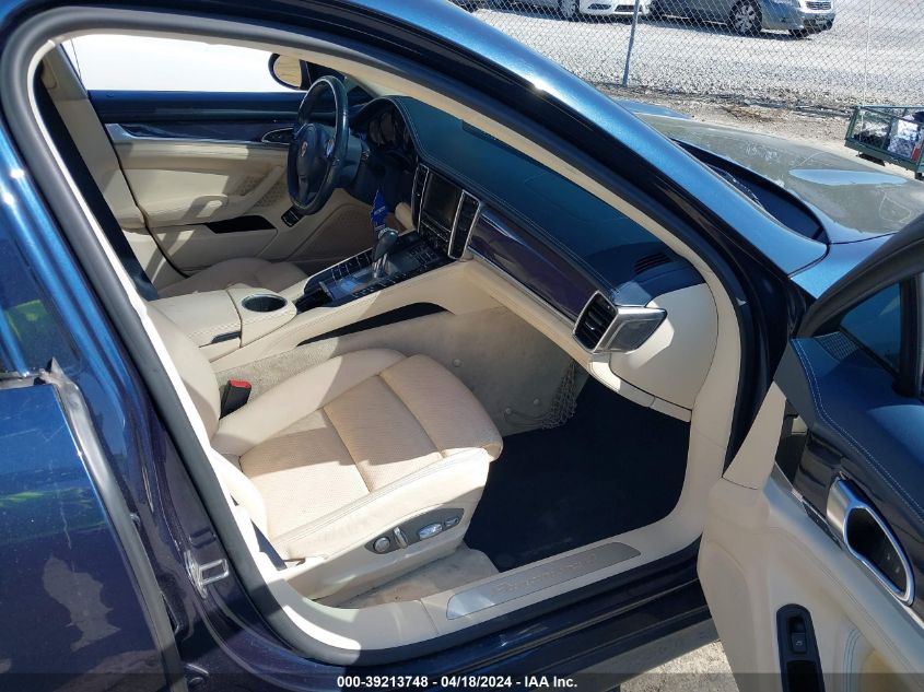 2013 Porsche Panamera 4 VIN: WP0AA2A78DL010532 Lot: 39213748