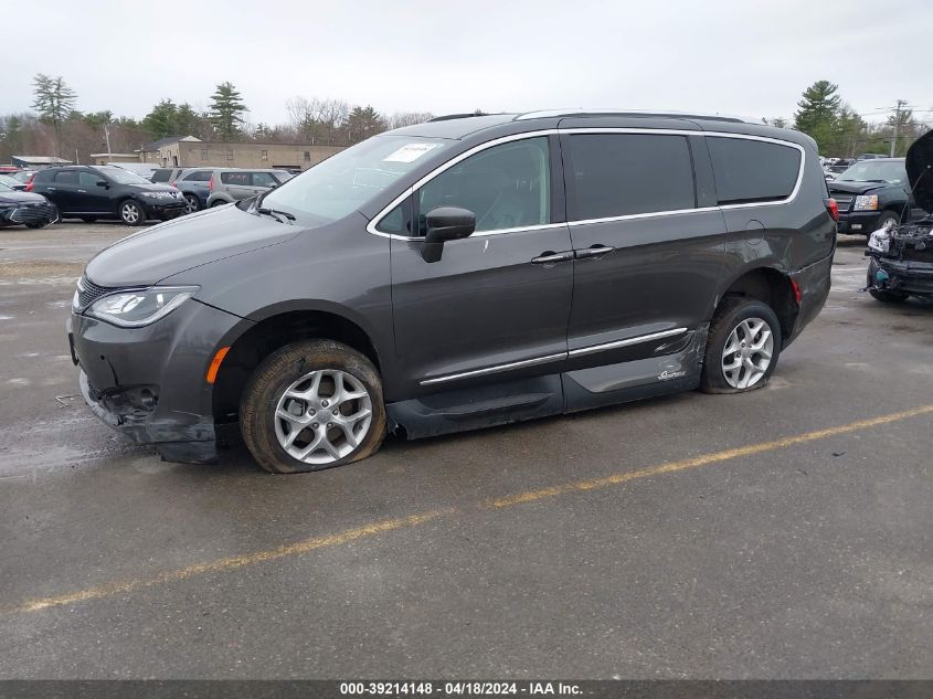 2017 Chrysler Pacifica Touring-L Plus VIN: 2C4RC1EG3HR721215 Lot: 39214148