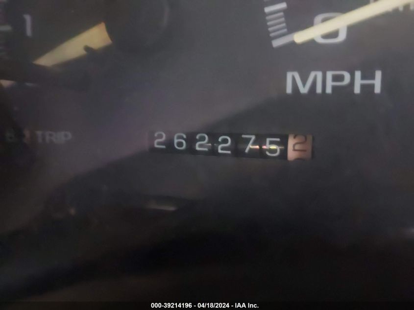 1996 Chevrolet Gmt-400 C1500 VIN: 2GCEC19M3T1238622 Lot: 39214196