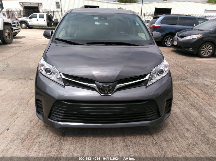 2018 Toyota Sienna Le 8 Passenger VIN: 5TDKZ3DC6JS926115 Lot: 39214235