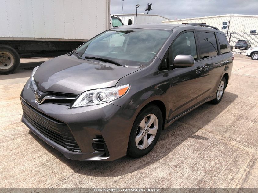 2018 Toyota Sienna Le 8 Passenger VIN: 5TDKZ3DC6JS926115 Lot: 39214235