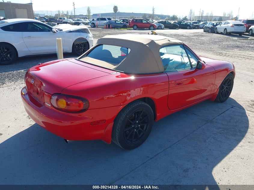 1999 Mazda Mx-5 Miata Leather Pkg/Popular Equipment Pkg/Sports Pkg/Touring Pkg VIN: JM1NB353XX0118877 Lot: 39214328