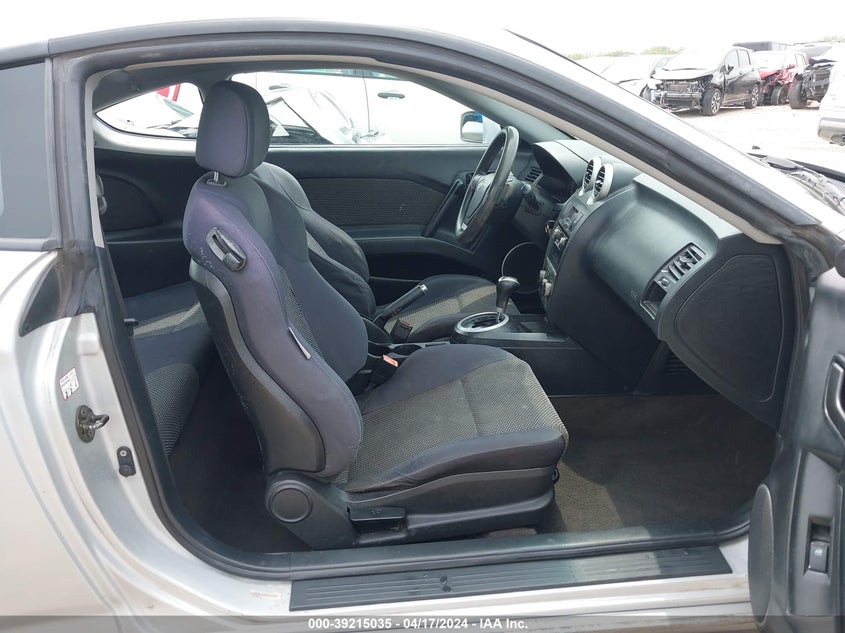 2006 Hyundai Tiburon Gs VIN: KMHHM65D56U216784 Lot: 39215035