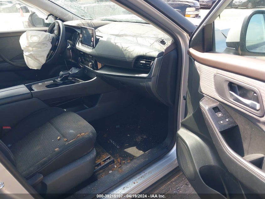 VIN 5N1BT3BA4PC756538 2023 NISSAN ROGUE SV FWD