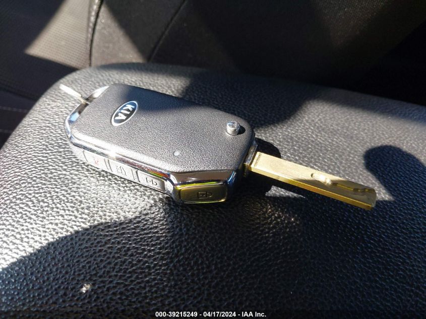 2019 KIA FORTE LXS - 3KPF24AD8KE136013