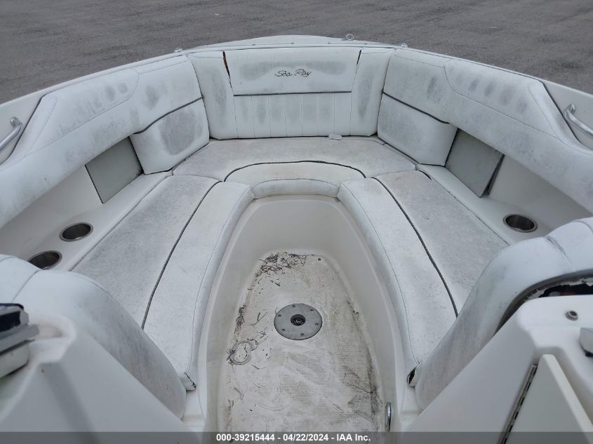 2008 Sea Ray Other VIN: SERR2667E808 Lot: 39215444