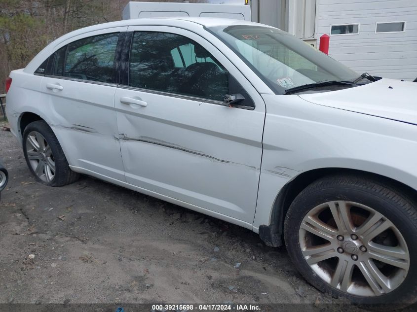 2014 Chrysler 200 Lx VIN: 1C3CCBAB8EN208139 Lot: 39215698